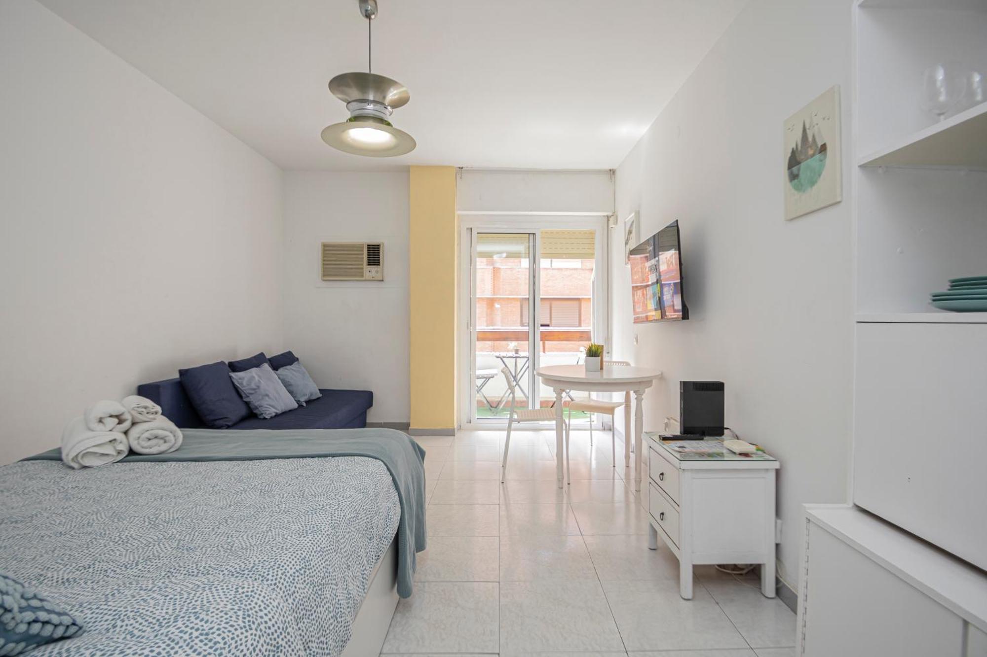 Wonderful With Terrace - 15m Walk Giralda Apartment Seville